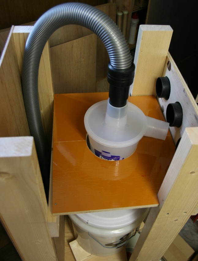 ワレコのdiy サイクロン集塵機のスタンドを自作 ブラストゲート付き